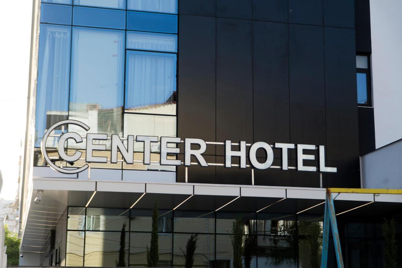Center Hotel Sarande Bagian luar foto